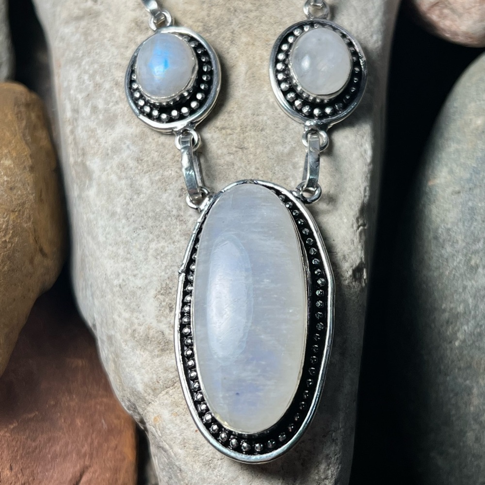 Moonstone necklace - Picture 2 of 7